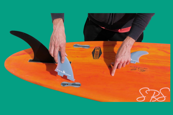 Attaching a longboard fin